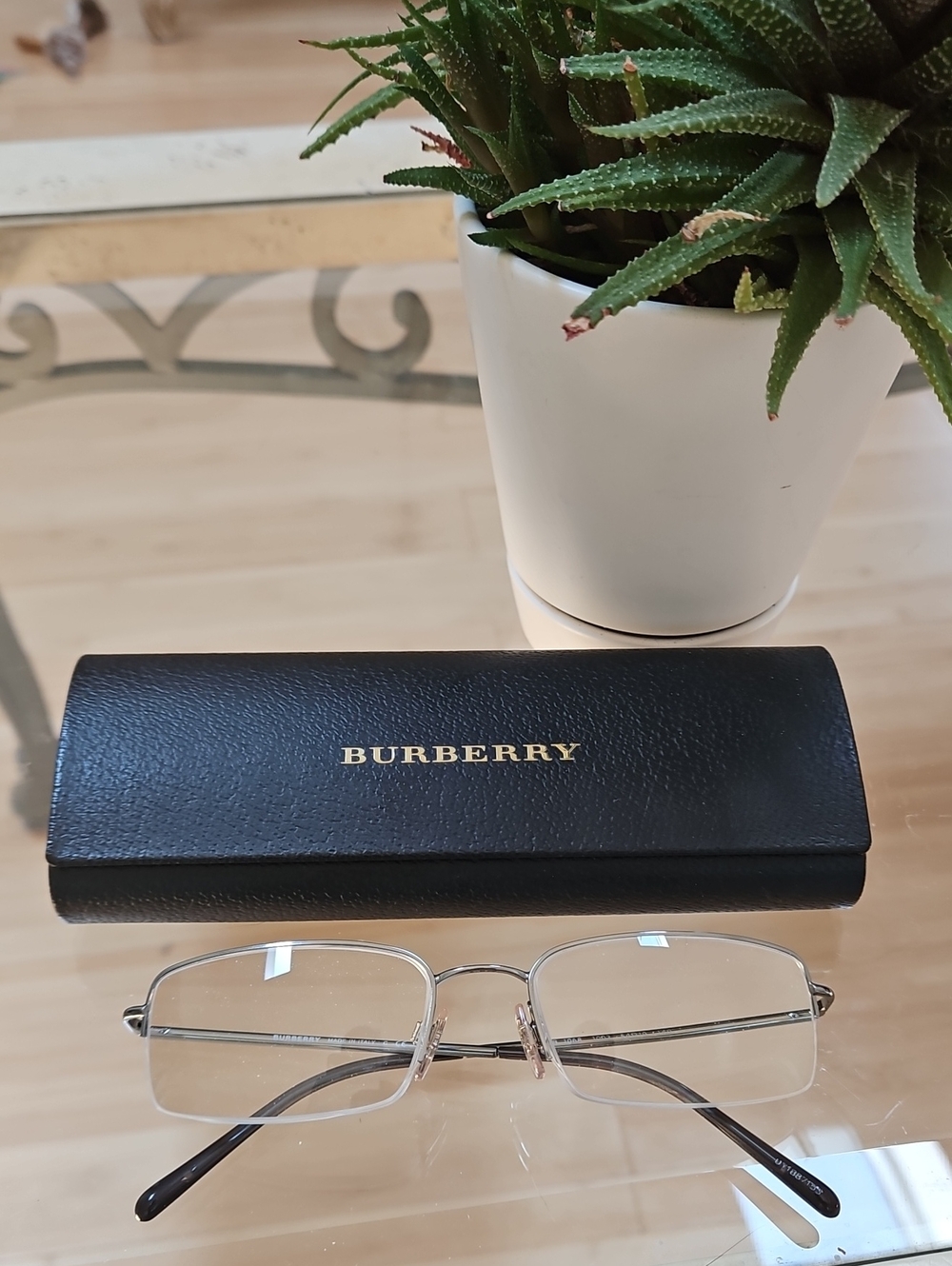 Burberry Glasses And Black Leather Case with Gold Logo